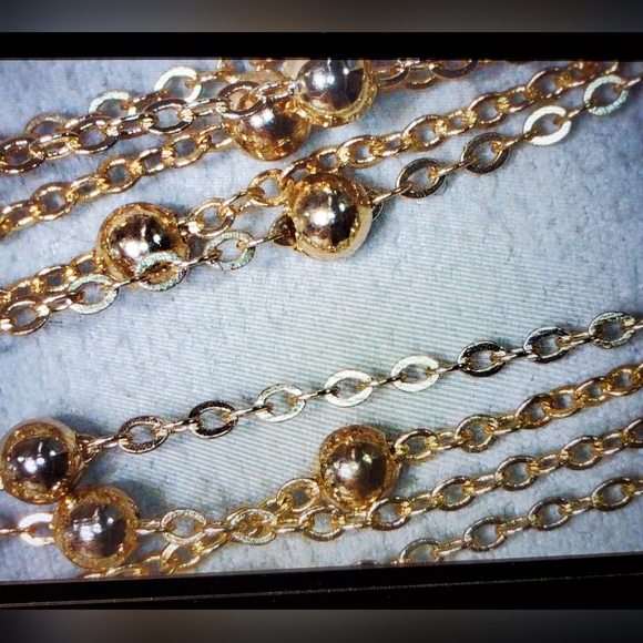 Mulit-Chain Waterfall Necklace & Drop Earring Set Gold-tone - Picture 6 of 10